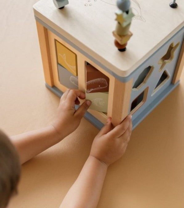 Cubo multiattività in legno