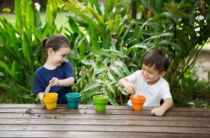 Vita pratica e attività  montessoriane