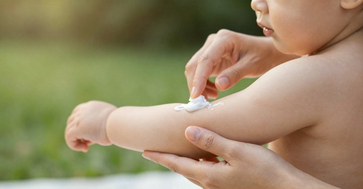 Crema solare bambini: come scegliere quella giusta