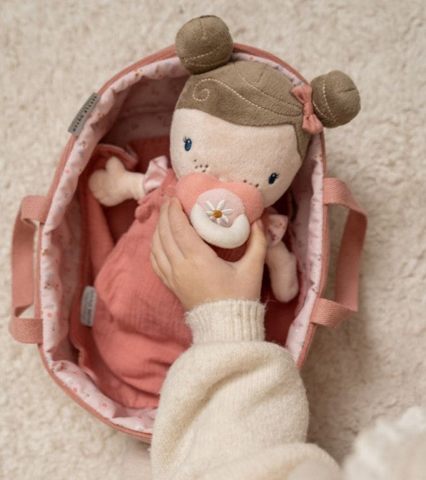 Bambola neonato con culla e accessori