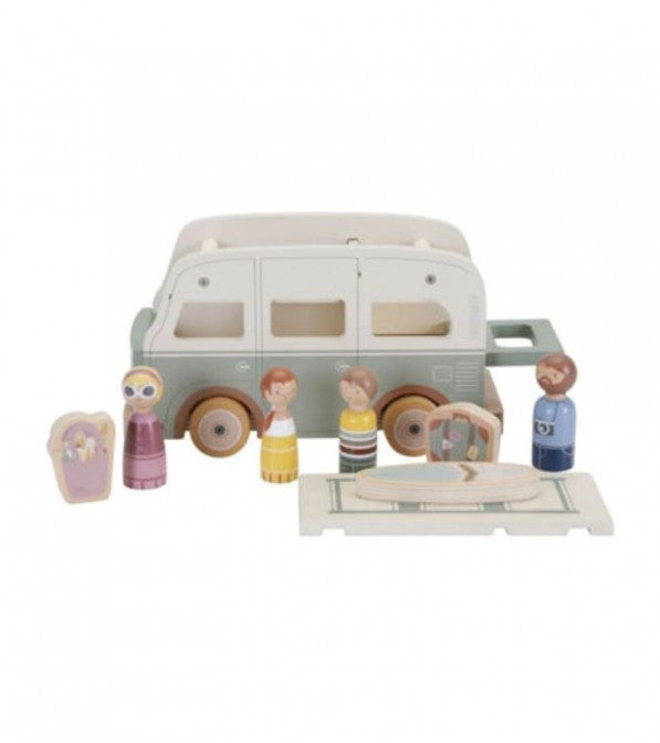 Camper in legno con personaggi