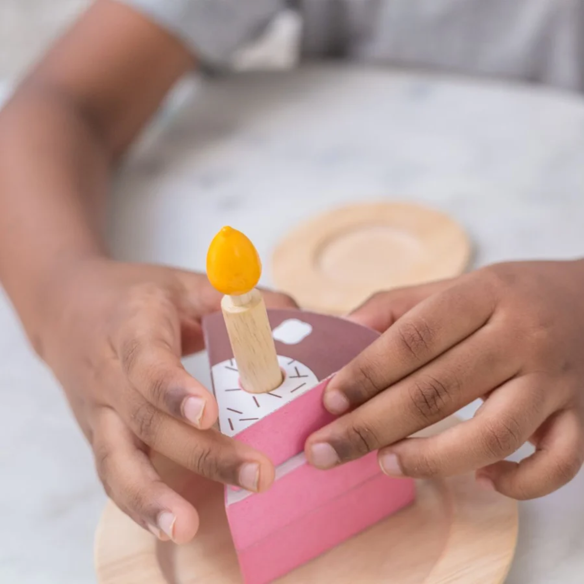 Torta di compleanno in legno Plan Toys