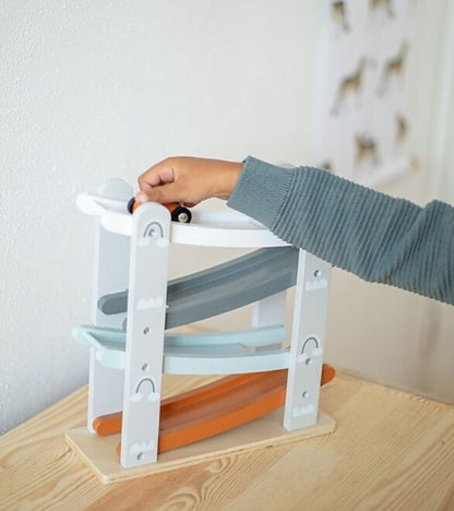 Scivolo per macchinine in legno