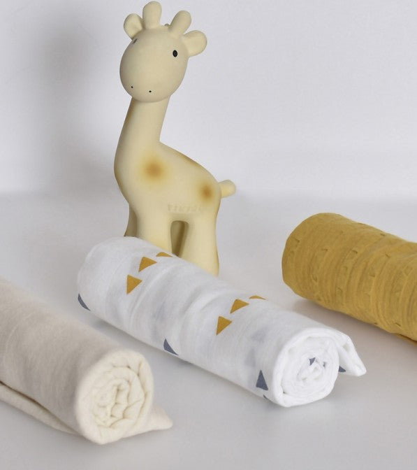 Set regalo mussole + sonaglio massaggiagengive giraffa