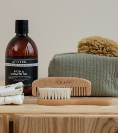 Set spazzola e pettine in legno
