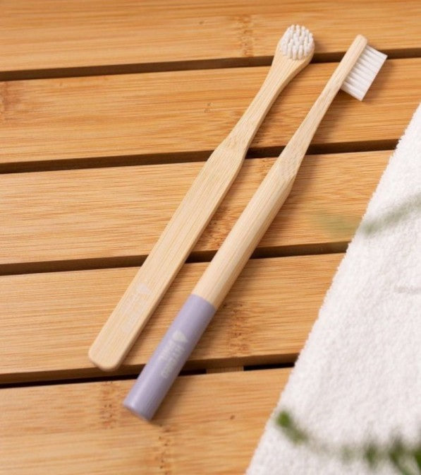 Spazzolino da lingua biodegradabile in bamboo Hydro Phil