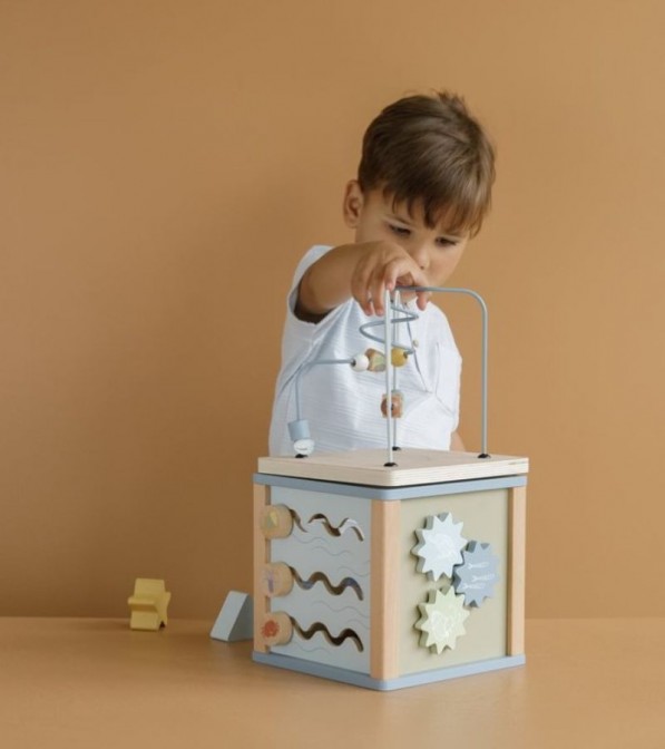 Cubo multiattività in legno